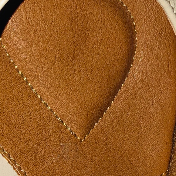 Leather Tan Eürosoft comfortable medium heels. - Picture 6 of 6